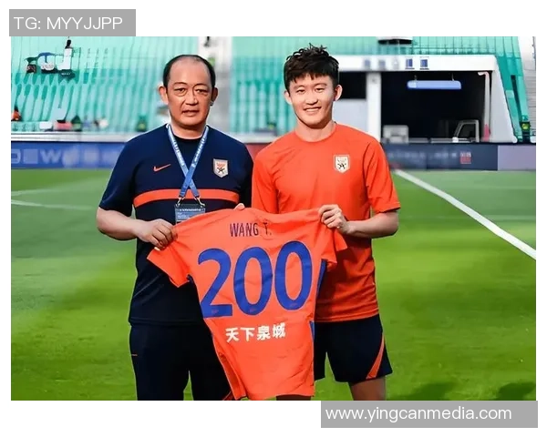 足球明星是否会在未来的赛事中登陆中国引发球迷热议